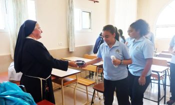 Nov 2023_RCW_Dignity packs to students Lebanon